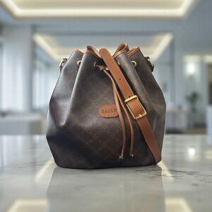 BALLY leather drawstring bucket bag